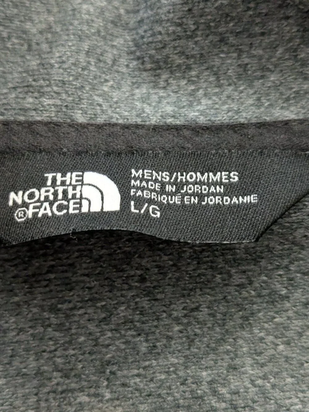 The North Face Long Sleeve 1/4 Zip Pullover Gray Men's Size  Large